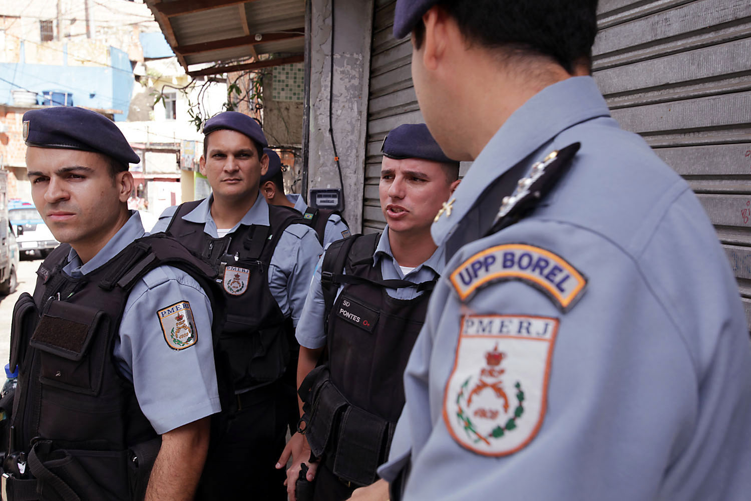 Most UPP officers are new recruits, and have not been brought up in the traditional methods of policing in Rio.